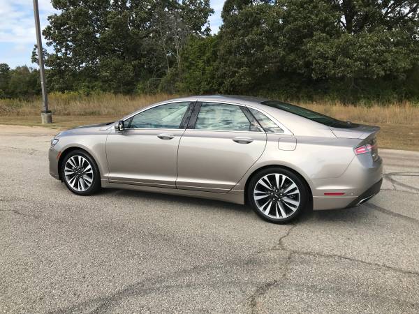 2019 LINCOLN MKZ RESERVE II FWD * 1-OWNER * CLEAN CARFAX AND TITLE for sale in Commerce, GA – photo 2