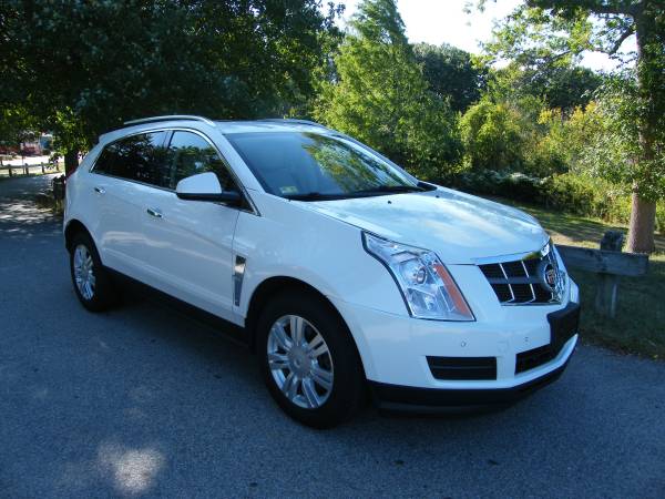 2010 Cadillac SRX All Wheel Drive One Owner Luxury Collection... for sale in East Providence, MA – photo 6