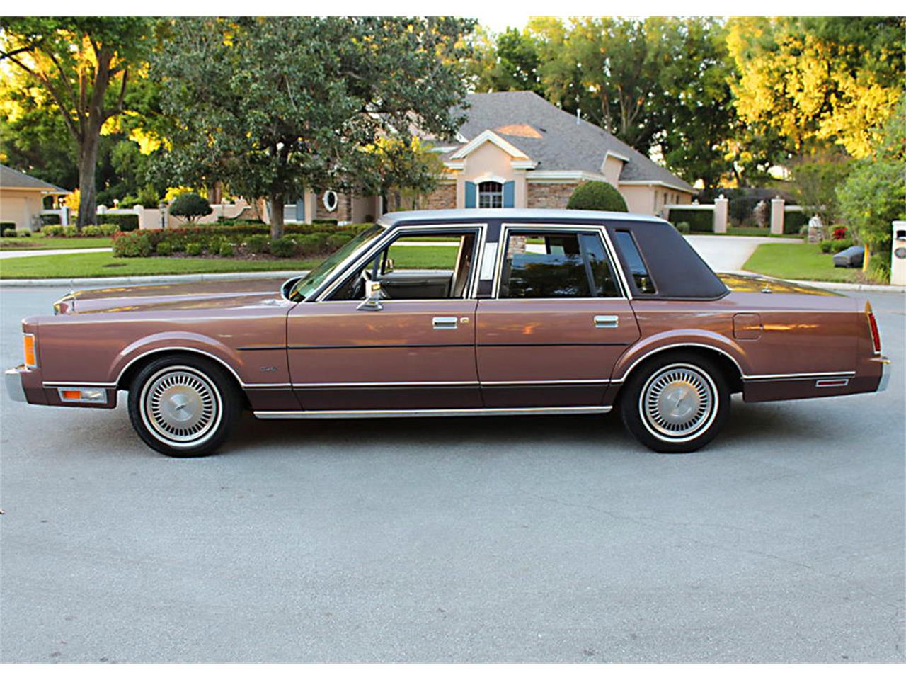 1989 Lincoln Town Car for sale in Lakeland, FL – photo 4