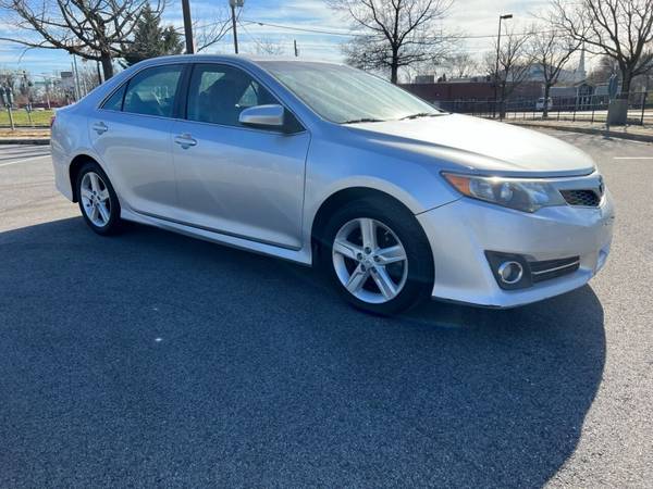 2014 Toyota Camry SE 4dr Sedan - - by dealer - vehicle for sale in Hyattsville, District Of Columbia – photo 4
