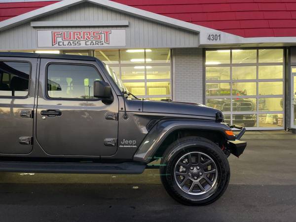 2021 Jeep Gladiator Overland 4x4 4dr Crew Cab 5 0 ft SB - CALL/TEXT for sale in Charlotte, NC – photo 14