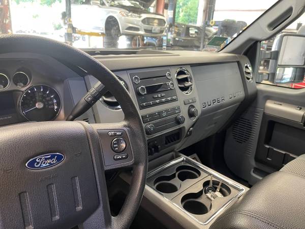 2016 Ford Super Duty F-350 SRW 4WD Crew Cab 156 XLT for sale in North Smithfield, RI – photo 17