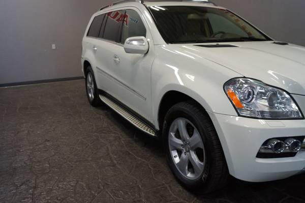 2010 *MERCEDES-BENZ* *GL450* *4MATIC 4dr* Arctic Whi for sale in Bartonville, IL – photo 7
