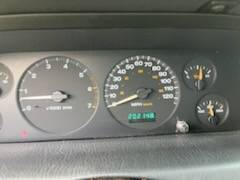 Clean! 2004 Jeep Grand Cherokee 4 7Li V-8 4WD BRAND NEW TIRES for sale in Bunker Hill, WV – photo 7
