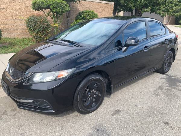 Selling Super Clean 2013 Honda Civic LX Sedan Gas Saver for sale in Norco, CA