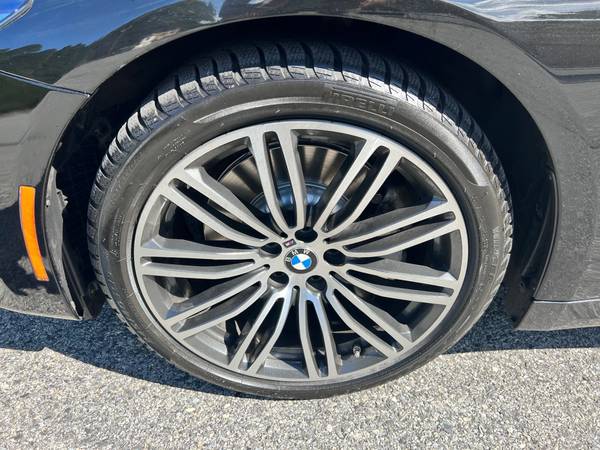 2018 BMW 5 Series 530i xDrive AWD - mint condition) for sale in Bethlehem, PA – photo 7