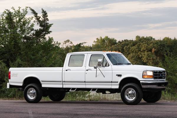 1996 Ford F-350 XLT 4WD 5-Speed Manual HD 7 3L Diesel! - cars & for sale in Sioux Falls, SD