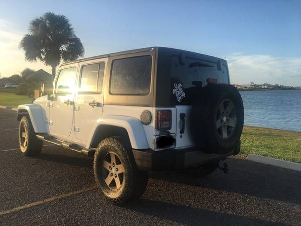 Reduced! JEEP WRANGLER 4x4 hard top low miles everything perfect! for sale in Rockport, TX – photo 2