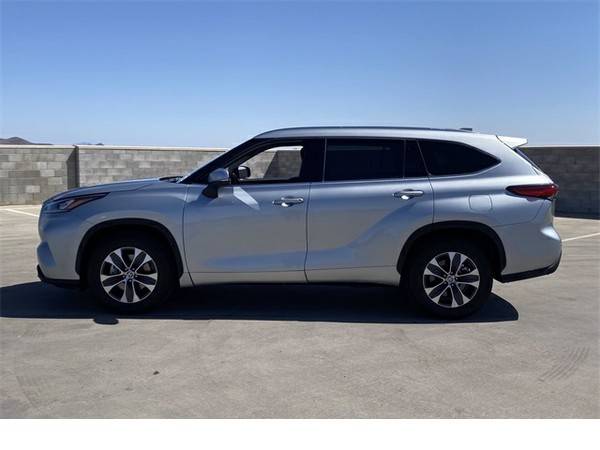 Used 2020 Toyota Highlander XLE/11, 111 below Retail! - cars & for sale in Scottsdale, AZ – photo 5