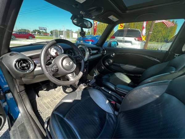 2013 Mini Cooper Base - - by dealer - vehicle for sale in TAMPA, FL – photo 11