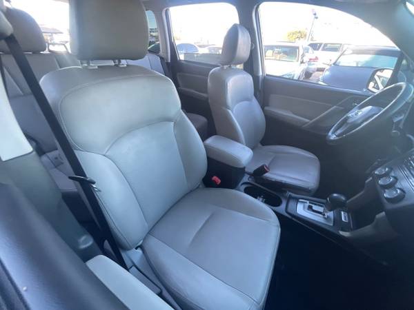 2015 Subaru Forester 2 5i limited, 2 OWNER CARFAX CERTIFIED, LOW MIL for sale in Phoenix, AZ – photo 17