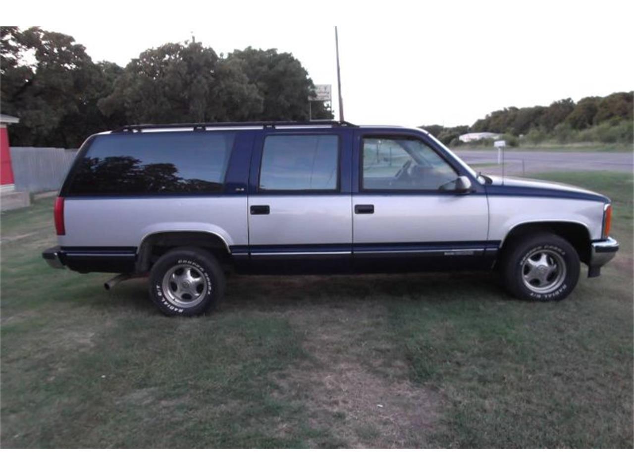 1993 GMC Suburban for sale in Cadillac, MI – photo 11