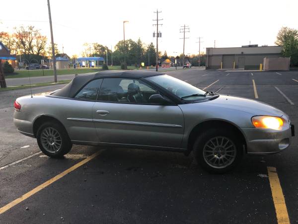 2004 Chrysler Sebring Touring Convertible for sale in Racine, WI – photo 2