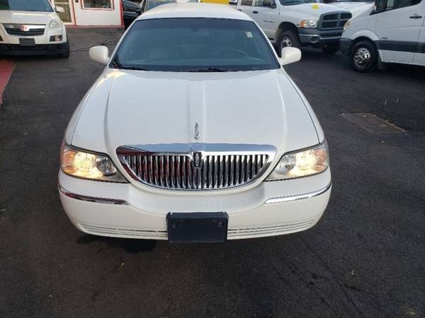 Lincoln Town Car - BAD CREDIT BANKRUPTCY REPO SSI RETIRED APPROVED -... for sale in Philadelphia, PA – photo 3
