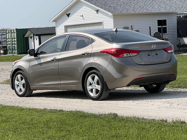 2012 Hyundai Elantra 4dr Sdn Auto GLS (Alabama Plant) - cars & for sale in Council Bluffs, NE – photo 12