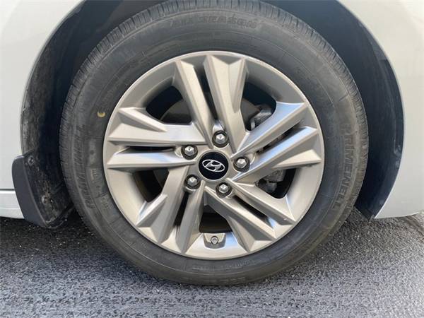 2020 Hyundai Elantra Value Edition sedan Silver Monthly Payment of for sale in Benton Harbor, MI – photo 24