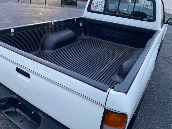1995 TOYOTA TACOMA 4X4 PICKUP TRUCK - cars & trucks - by owner -... for sale in Fayetteville, NC – photo 15