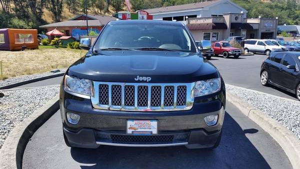 2011 Jeep Grand Cherokee Laredo 4WD Leather HEMI Panoramic Roof Loaded for sale in Ashland, OR – photo 8