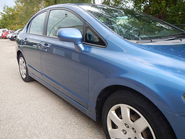 $6295 - 1 OWNER 2007 HONDA CIVIC - ONLY 86,000 MILES - AUX INPUT -NICE for sale in Marion, IA – photo 10
