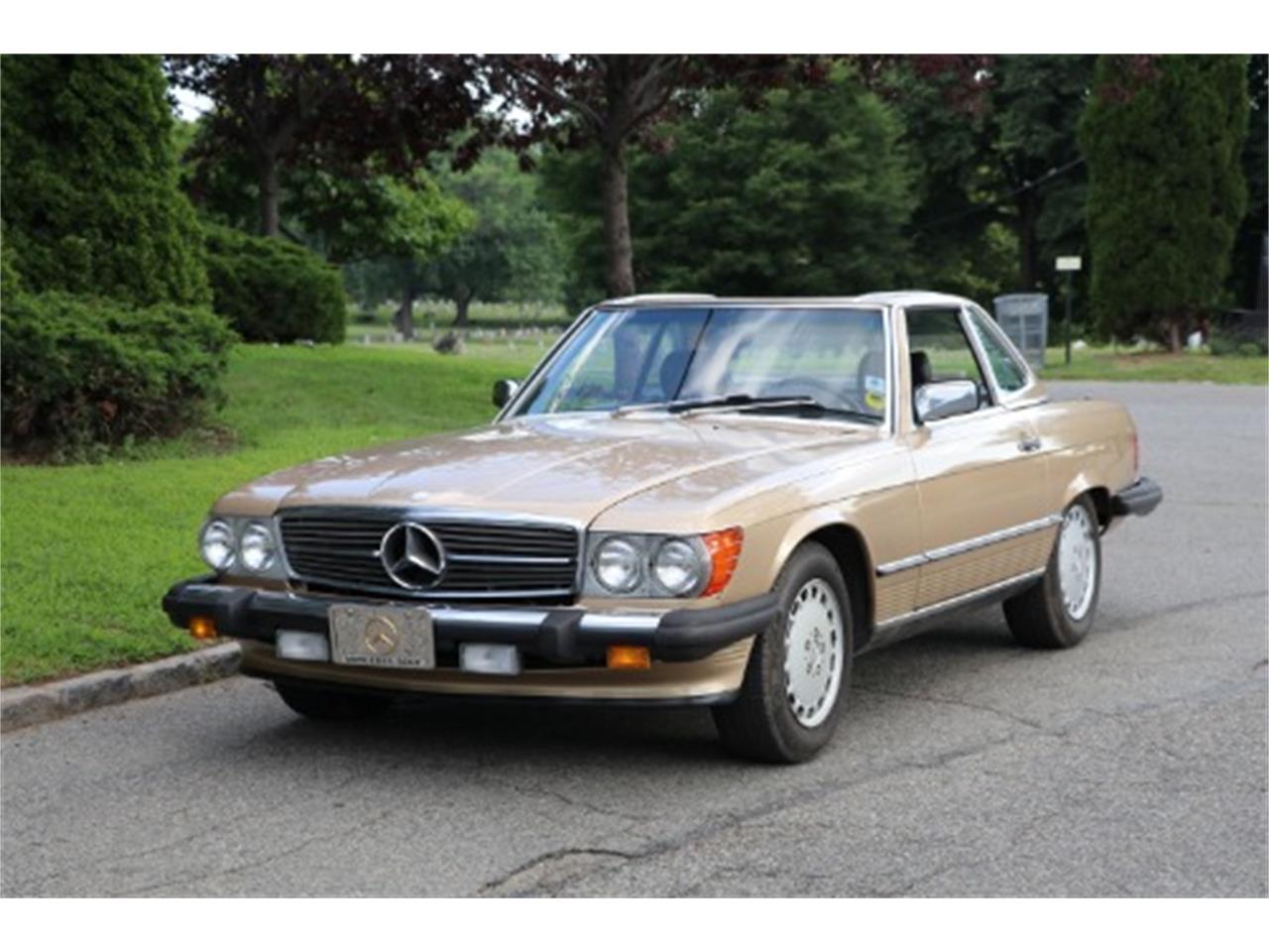 1986 Mercedes-Benz 560SL for sale in Astoria, NY – photo 3