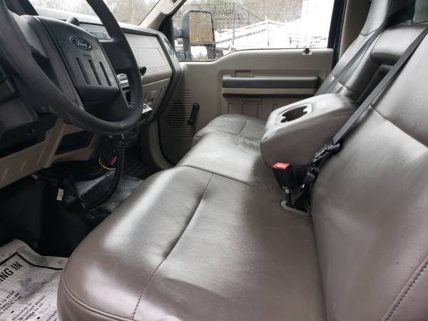 2010 Ford F350 Super duty Dump 4WD - Only 30K Miles !! - cars &... for sale in West Bridgewater, MA – photo 15