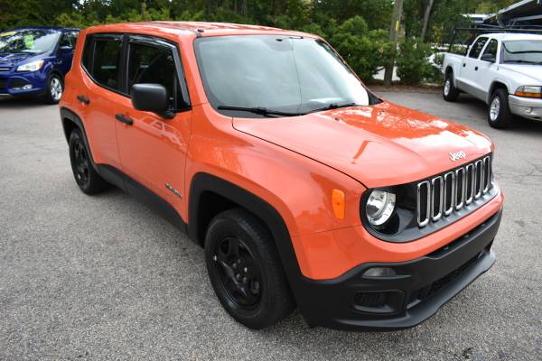 1 Owner 2015 Jeep Renegade Sport LIKE NEW! Low Miles WARRANTY No Fees! for sale in Apex, NC – photo 9