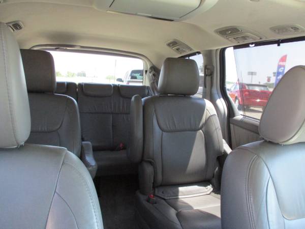 TOYOTA SIENNA XLE -ONE OWNER!! Runs Excellent! Loaded!! for sale in Crawfordsville, IA – photo 22