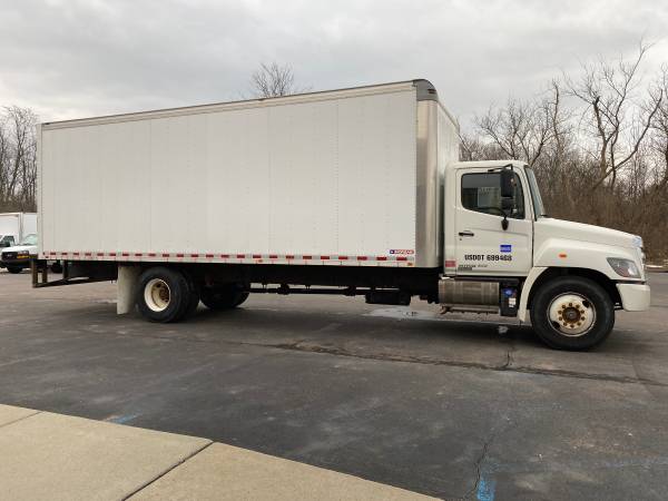 2015 Hino 268A 26' Box Truck ***DOCK HEIGHT***AUTOMATIC TRANS*** -... for sale in Swartz Creek, WI – photo 7