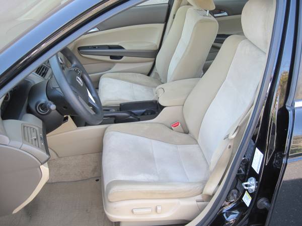 Fall Time Cash Sales Event - Nice Reliable 2010 HONDA ACCORD LX-P ! for sale in Modesto, CA – photo 9