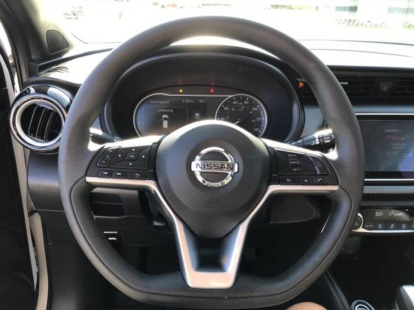 2020 Nissan Kicks SV - - by dealer - vehicle for sale in Cocoa, FL – photo 15