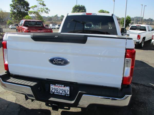 Used 2019 Ford F250 Super Duty Crew Cab XLT Pickup 4D 6 3/4 ft for sale in Richmond, CA – photo 12