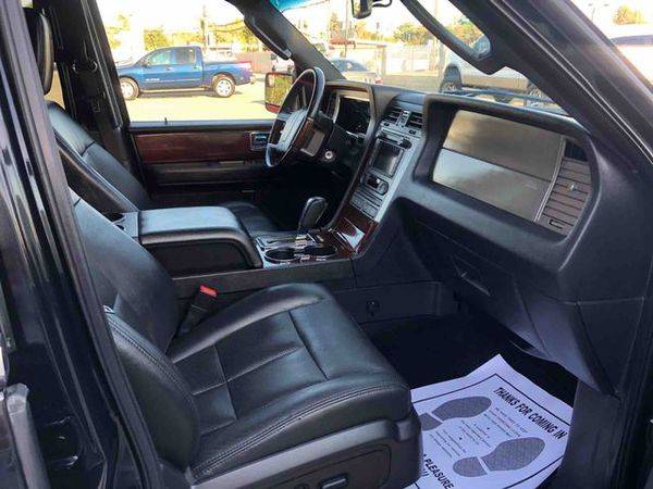 2012 Lincoln Navigator Sport Utility 4D for sale in Bakersfield, CA – photo 13