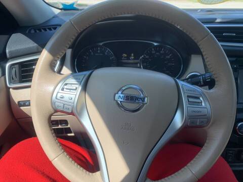 2015 Nissan Rogue S PaNoRaMiC RoOf BACK UP CAM Heated Seats for sale in Louisville, KY – photo 12