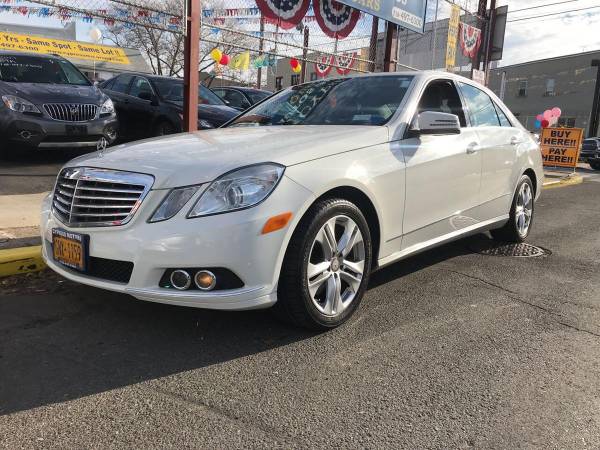 2011 Mercedes-Benz E-Class E 350 Luxury 4MATIC AWD 4dr Sedan BUY... for sale in Ridgewood, NY