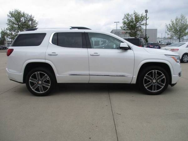 2018 GMC Acadia Denali AWD, Leather, Dual Roof, Nav, 22K, Perfect -... for sale in Fargo, ND – photo 5