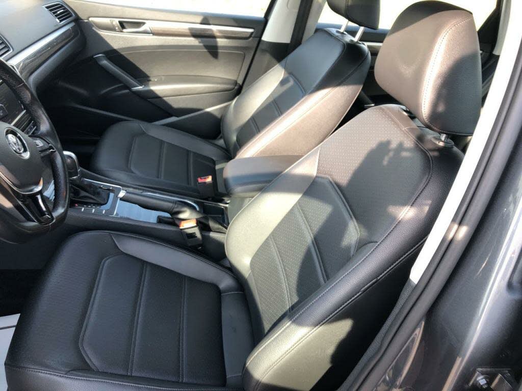 2017 Volkswagen Passat 1.8T SE for sale in Rapid City, SD – photo 8