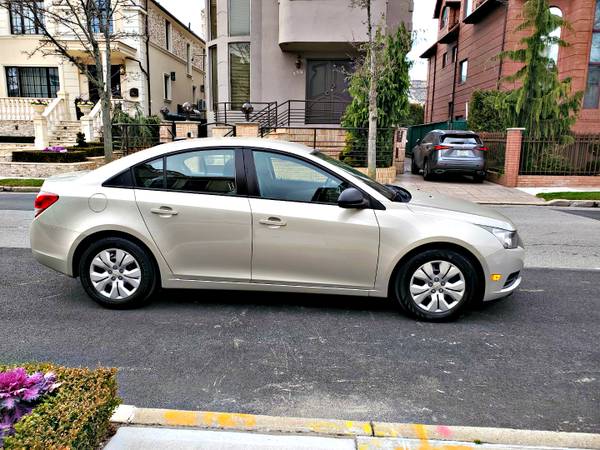 2014 Chevrolet Cruze LS 1-Owner Clean/Relaible 4dr Sedan - cars & for sale in Brooklyn, NY – photo 6