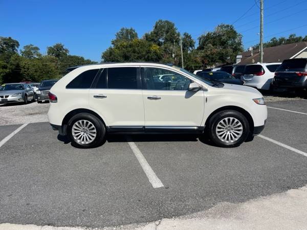 2012 Lincoln MKX Sport utility new tires, excellent condition - cars for sale in Deland, FL – photo 2