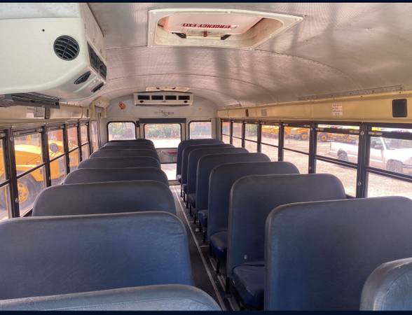 2004 International/SCHOOL BUS/48 Passenger cap/Air for sale in Miami, FL – photo 3