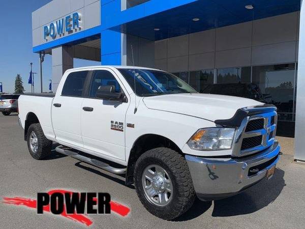 2014 Ram 2500 truck SLT - Bright White Clearcoat for sale in Newport, OR – photo 2