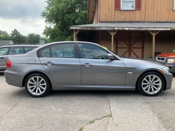 2011 BMW 3-Series 328i xDrive ( 6 MONTHS WARRANTY ) - cars & trucks... for sale in North Chelmsford, MA – photo 7