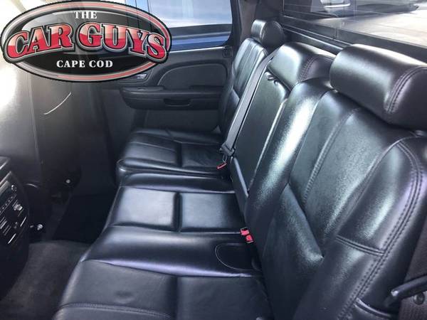 2008 Chevrolet Avalanche LTZ 4x4 4dr Crew Cab SB < for sale in Hyannis, MA – photo 10