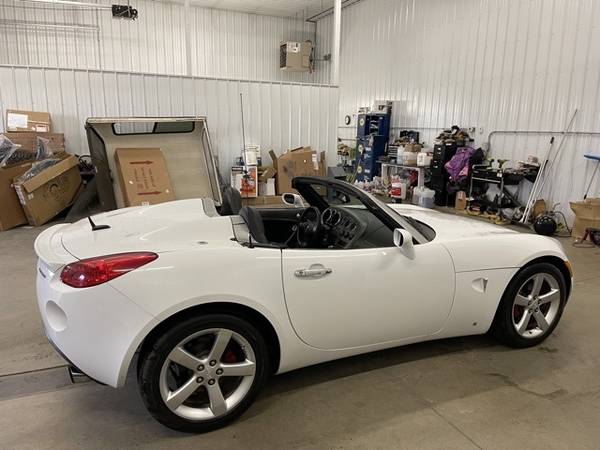 2008 PONTIAC SOLSTICE BASE - - by dealer - vehicle for sale in Fergus Falls, ND – photo 5