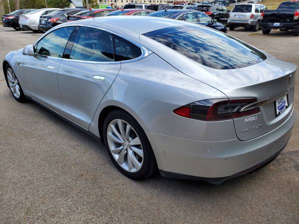 2015 Tesla Model S 85D AWD. Auto Pilot. 17" Touchscreen. Must SEE!!!... for sale in Marion, IA – photo 10