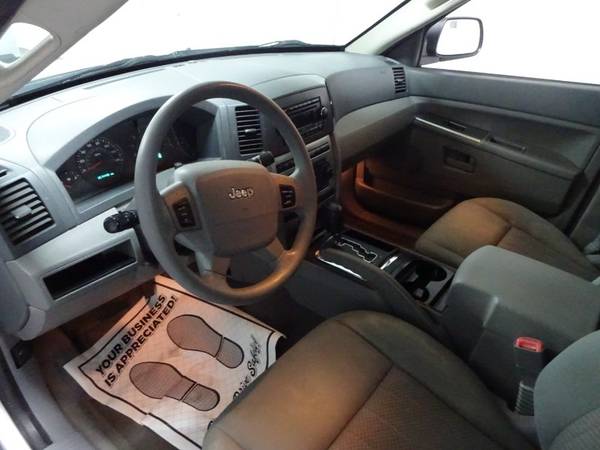 2006 Jeep Grand Cherokee Laredo 2WD - - by dealer for sale in TAMPA, FL – photo 15