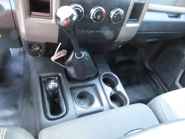 2011 Dodge Ram 3500 2dr Reg Cab SLT 6 SPEED MANUAL CUMMINS 6.7 DIESEL! for sale in Huntsville, AL – photo 21