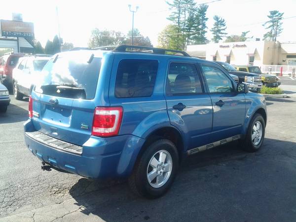 2010 Ford Escape XLT AWD - cars & trucks - by dealer - vehicle... for sale in Bausman, PA – photo 5