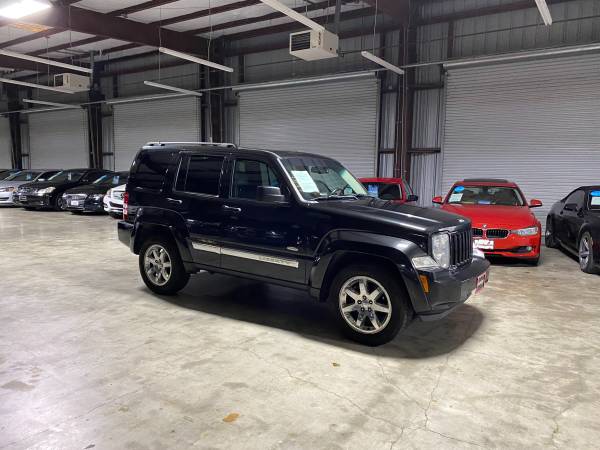 2012 Jeep Liberty 4X4 - cars & trucks - by owner - vehicle... for sale in Houston, TX – photo 6
