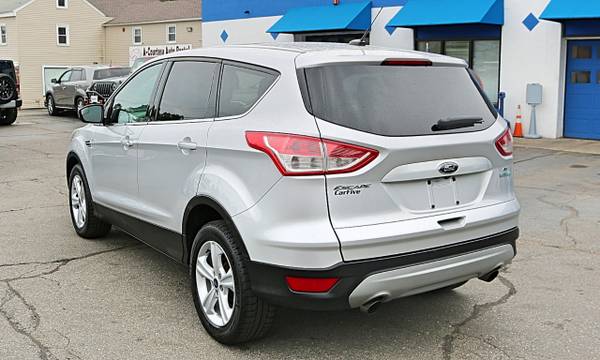 2015 Ford Escape FWD 4dr SE - - by dealer - vehicle for sale in Hooksett, NH – photo 3