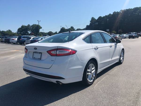 2016 Ford Fusion SE, CARFAX 1 OWNER for sale in Raleigh, NC – photo 3